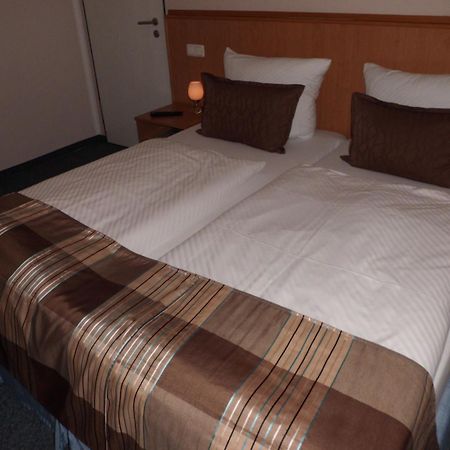 היינסברג Hotel Sarah חדר תמונה