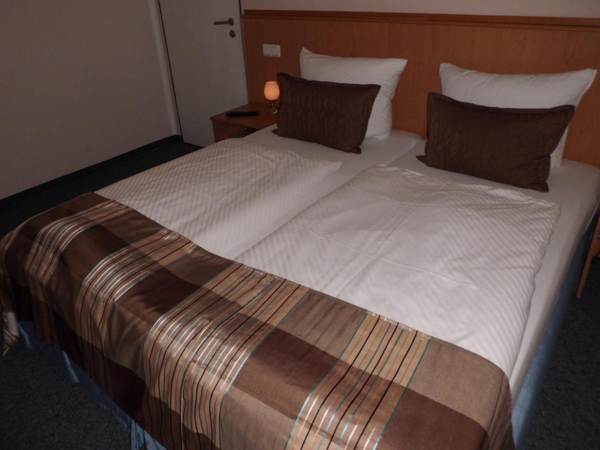 היינסברג Hotel Sarah חדר תמונה